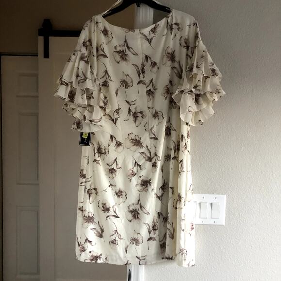 Jessica Howard Cream Floral Dress - Picture 6 of 7